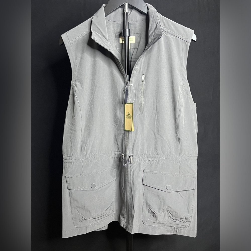 Ultimate Terrain Light Gray Utility Vest Size Large